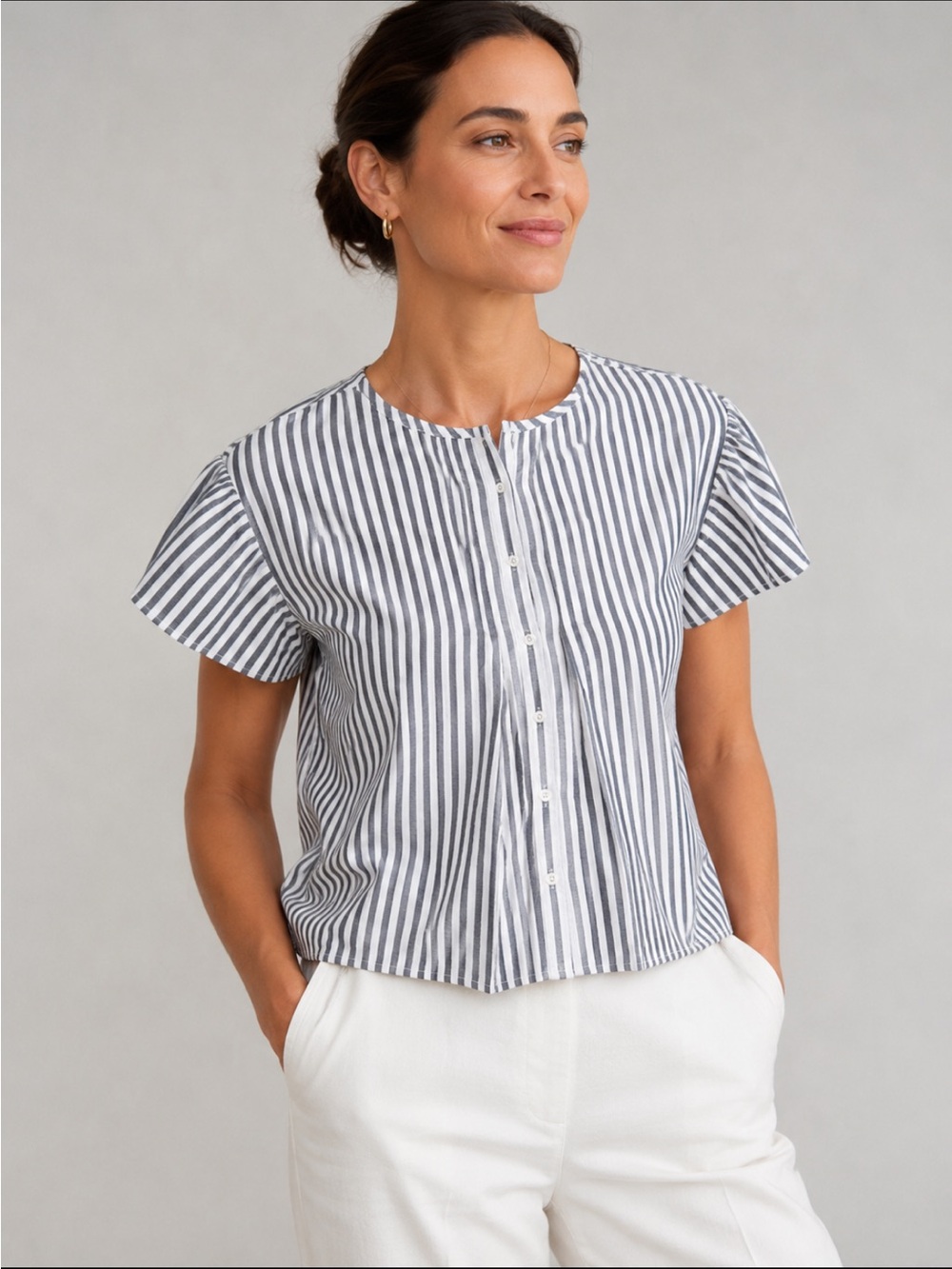 Weekend Max Mara Striped Button-Up Blouse White Blue Size 12 Short Sleeve